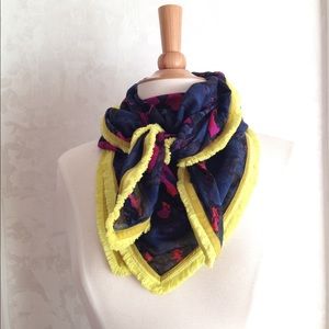 Square multicolor scarf
